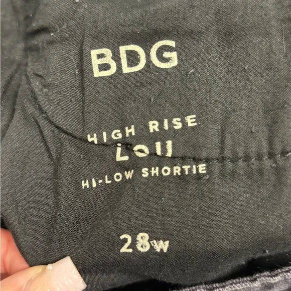 Womens size 28 waist BDG Jean shorts, #M1051 - Picture 3 of 4
